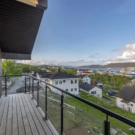 Magnificent With A View In Focus Apartmán *